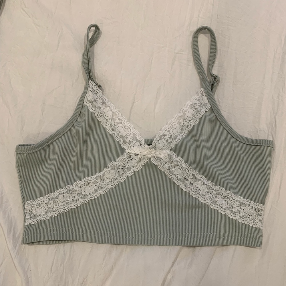 Tank top with lace